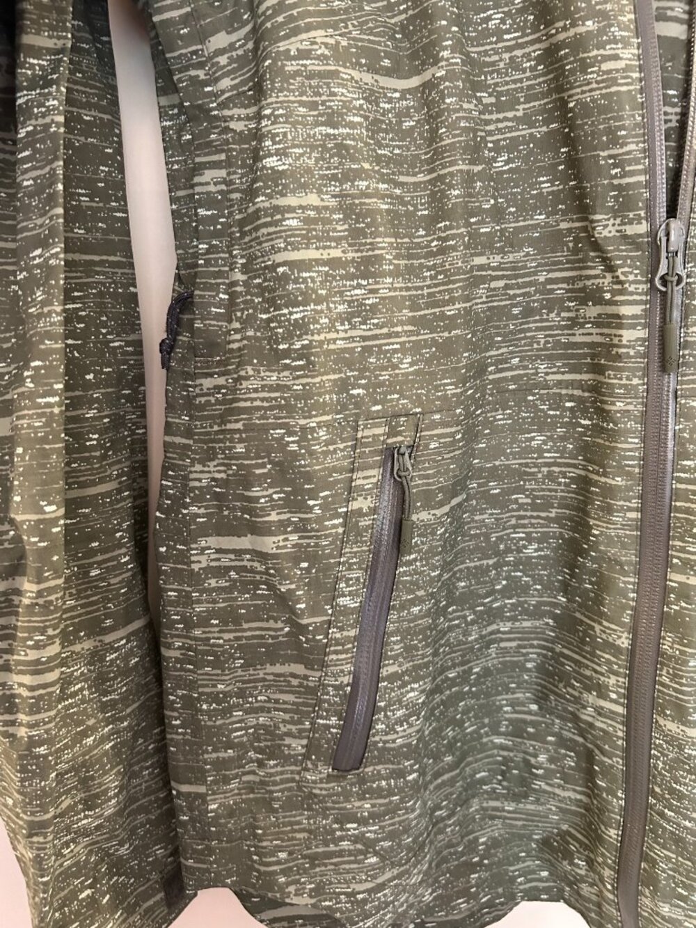 Columbia Women's Omni-Wick Rain Jacket – XS – Unique Safari Camo - LEAVING SOON - Picture 7 of 10
